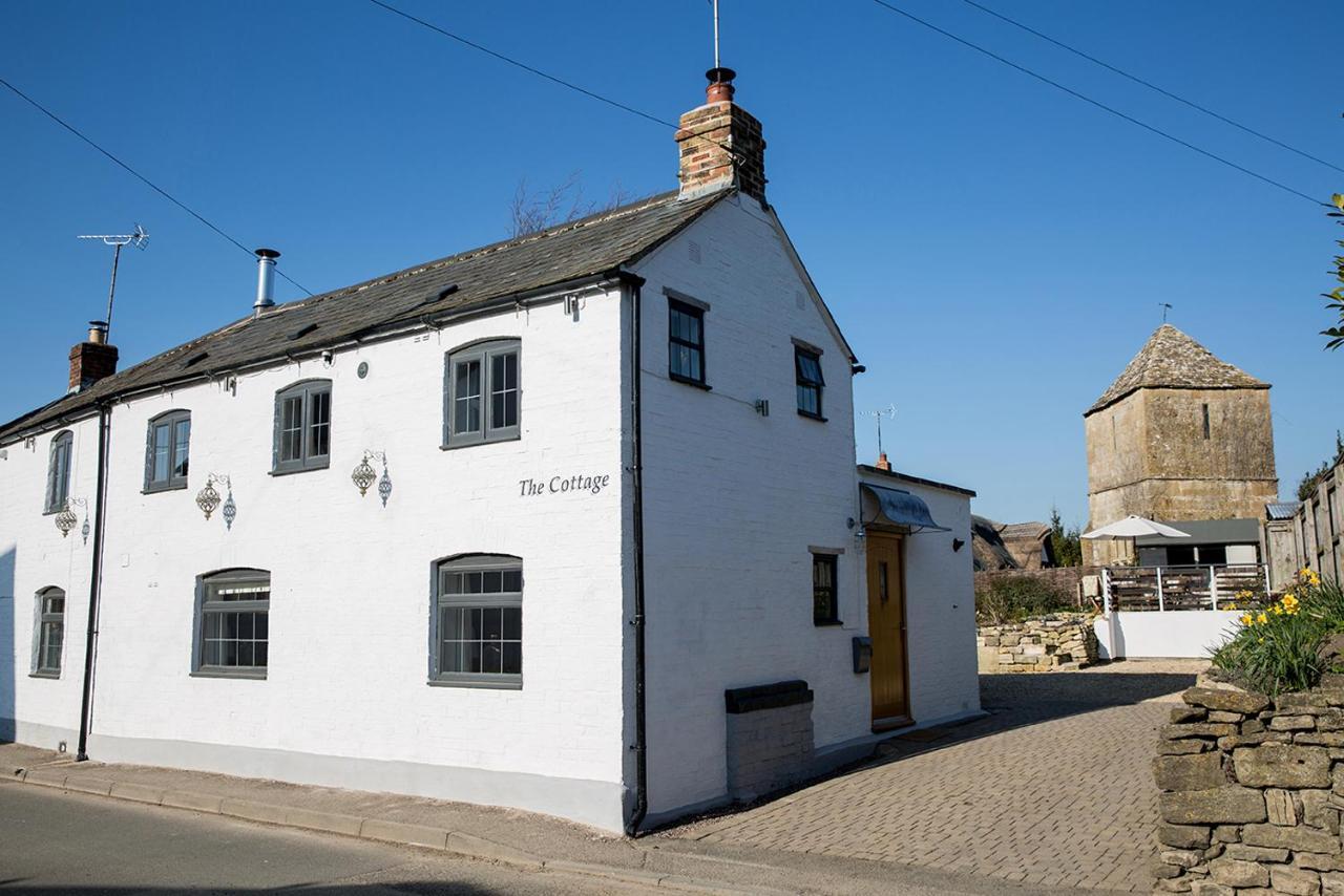 The Cottage And The Nook Gretton  エクステリア 写真